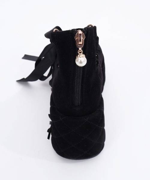 axes femme POETIQUE(アクシーズファムポエティック)の「レースアップスエードパンプス(パンプス・レディース・ブラック/ブルー・SMALL/LARGE/MEDIUM)」の11枚目の写真