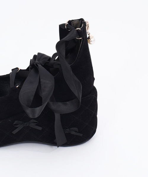 axes femme POETIQUE(アクシーズファムポエティック)の「レースアップスエードパンプス(パンプス・レディース・ブラック/ブルー・SMALL/LARGE/MEDIUM)」の5枚目の写真