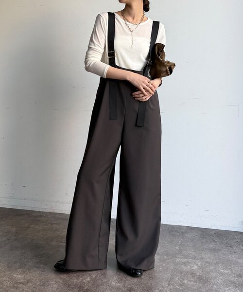 DouDou(ドゥドゥ)の「【WEB限定】 配色ベルトサロペット(つなぎ/オールインワン・レディース・ベージュ/チャコールグレー・FREE)」の5枚目の写真