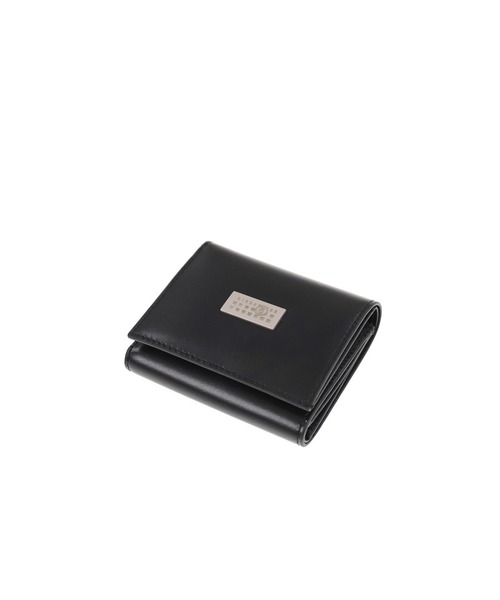 MM6 Maison Margiela(エムエムシックス メゾン マルジェラ)の「TRIFOLD WALLET(財布・メンズ・ブラック・UNI)」の4枚目の写真