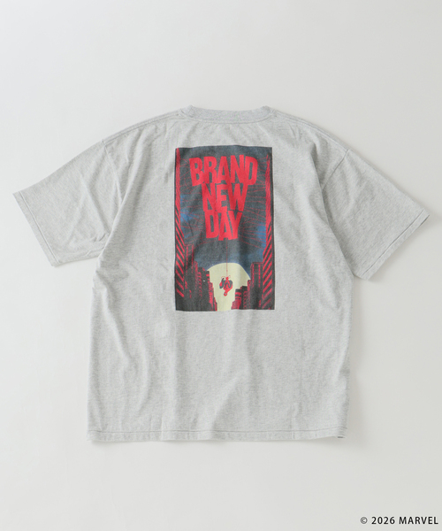 MARVEL(マーベル)の「スパイダーマン 別注 グラフィック Tシャツ(Tシャツ/カットソー・メンズ・グレー/ブラック/ホワイト・LARGE/MEDIUM)」の5枚目の写真