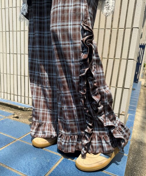 w closet(ダブルクローゼット)の「チェックフリルパンツ(その他パンツ・レディース・ボルドー/ブルー・FREE)」の9枚目の写真
