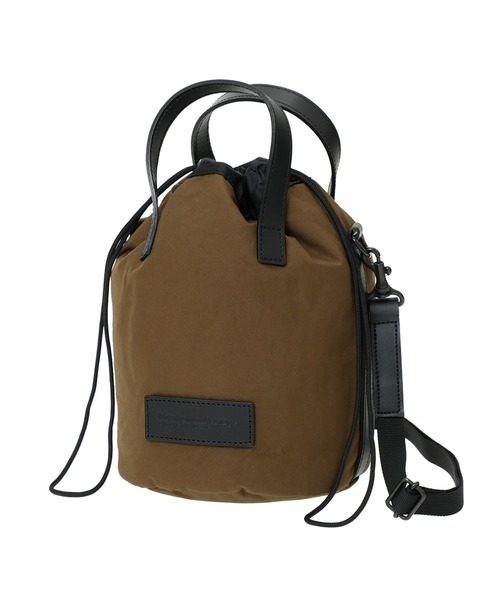Manhattan Portage BLACK LABEL(マンハッタンポーテージ ブラックレーベル)の「IONA ISLAND SHOULDER BAG MILLERAIN(ショルダーバッグ・メンズ・ブラック/ブラウン・SMALL)」の2枚目の写真