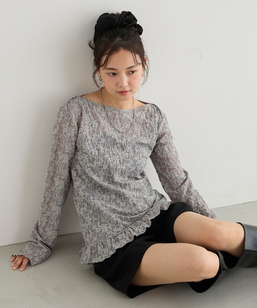 forksy.(フォルクシー)の「【forksy.】<エブリデイシリーズ>花柄レース ボートネック メローフリルトップス(Tシャツ/カットソー・レディース・グレー/ライム/アイボリー/ブラック/イエロー/ライトブルー・L/M)」の3枚目の写真