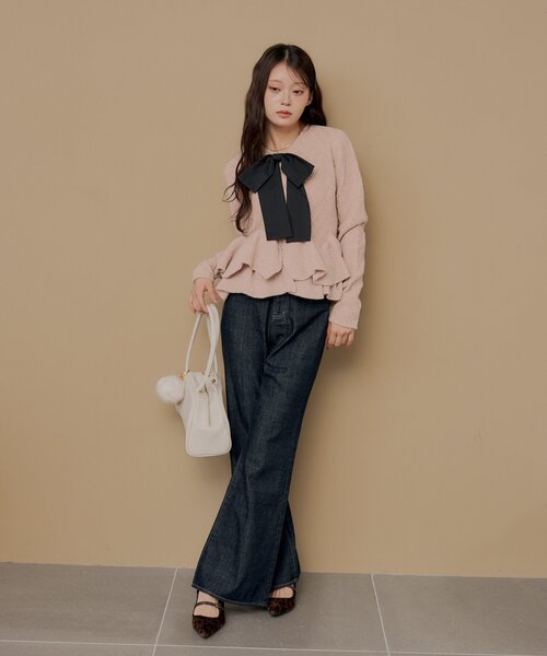 Chico(チコ)の「ポインテッドベルトミュール(パンプス・レディース・ブラウン系その他2/ブラック・LARGE/MEDIUM/SMALL)」の3枚目の写真