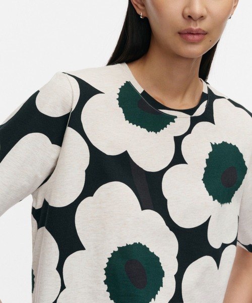 marimekko(マリメッコ)の「Tunnit Unikko / T-shirt(Tシャツ/カットソー・レディース・ホワイト系その他・MEDIUM/SMALL/X-SMALL/XX-SMALL/LARGE)」の4枚目の写真