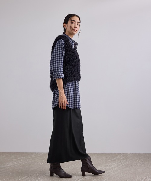 SALON adam et rope'(サロン アダム エ ロペ)の「Super100 ウールスムースナロースカート(スカート・レディース・ブラック/ベージュ・M/S)」の22枚目の写真