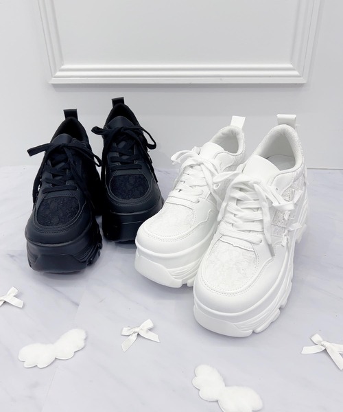 MA*RS(アメーバーマーズ)の「りぼんレーススニーカー(スニーカー・レディース・ホワイト・SMALL/MEDIUM/LARGE/LL)」の4枚目の写真