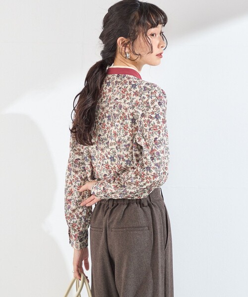 SHIPS Colors（シップス カラーズ）の「〈手洗い可能〉MULHOUSE  フラワー プリント ギャザー シャツ（シャツ/ブラウス・レディース・ナチュラル/ブラウン・ONE SIZE）」の20枚目の写真