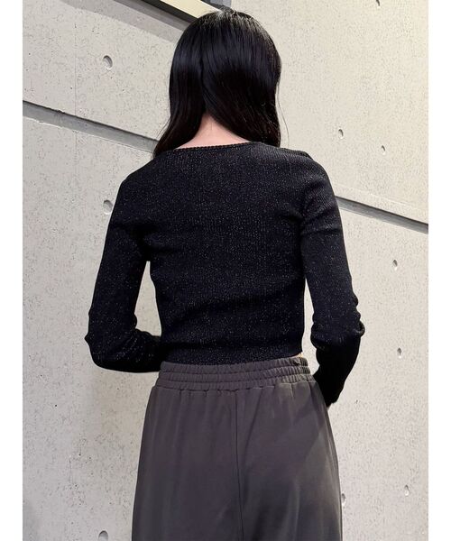 MURUA(ムルーア)の「ロゴプレートラメニット 秋服(ニット/セーター・レディース・ネイビー/ブラック/ブラウン/アイボリー・FREE)」の8枚目の写真