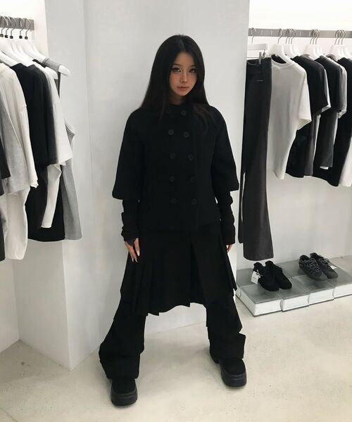 Miseki SEOUL（ミセキソウル）の「Double button layered short coat BLACK（チェスターコート・レディース・その他・1/2）」の5枚目の写真