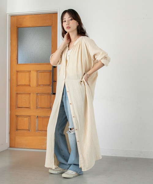 PICHI(ピイチ)の「2wayロングシャツワンピース(シャツワンピース・レディース・ベージュ/チャコール・REGULAR/LONG)」の3枚目の写真