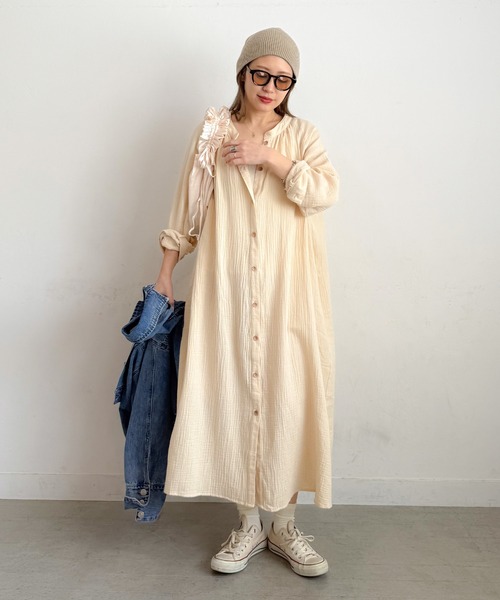 PICHI(ピイチ)の「2wayロングシャツワンピース(シャツワンピース・レディース・ベージュ/チャコール・REGULAR/LONG)」の11枚目の写真