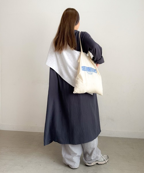 PICHI(ピイチ)の「2wayロングシャツワンピース(シャツワンピース・レディース・ベージュ/チャコール・REGULAR/LONG)」の17枚目の写真