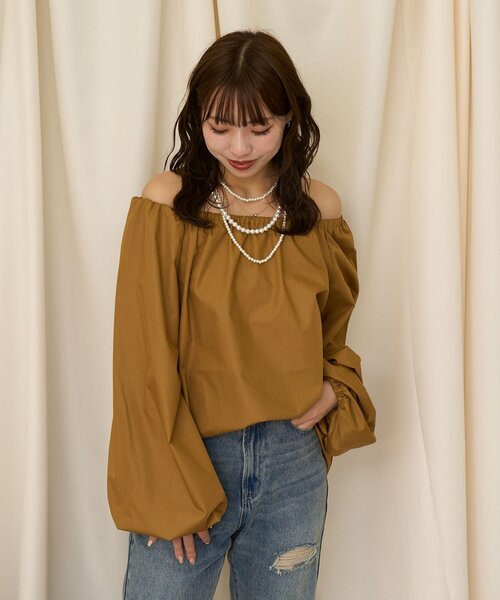 CIAOPANIC(チャオパニック)の「【neutral by ciaopanic】オフショルボリュームブラウス(シャツ/ブラウス・レディース・アイボリー/ブラウン・FREE)」の12枚目の写真