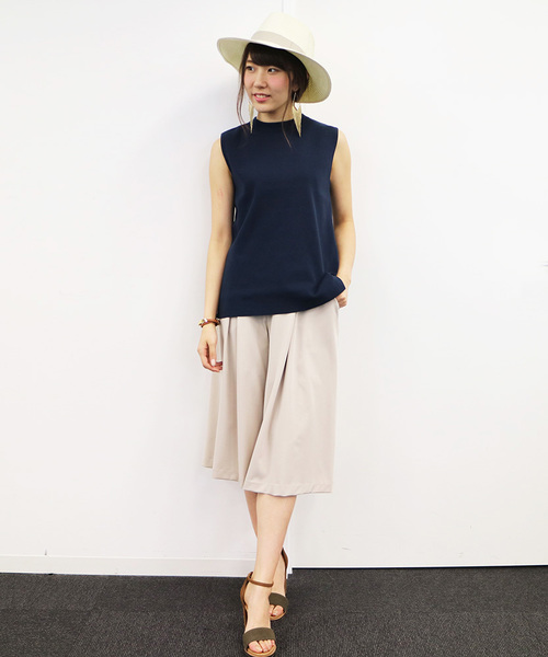 N.(N. Natural Beauty Basic)(エヌエヌナチュラルビューティーベーシック)の「ギャザーフレアガウチョ(その他パンツ・レディース・ベージュ/ブラック/カーキ・MEDIUM)」の11枚目の写真