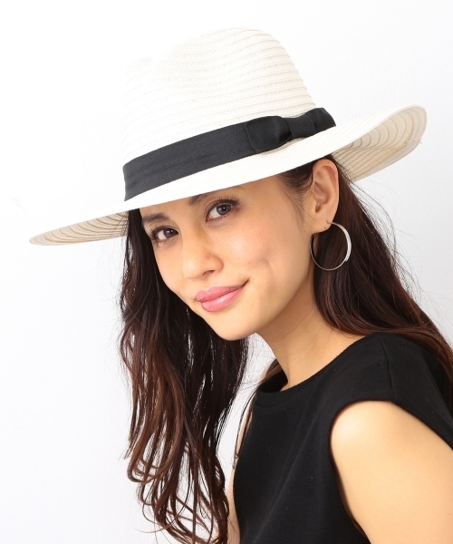 B:MING by BEAMS（ビーミングバイビームス）の「ビーミング by ビームス / ツバ広中折れハット（ハット・レディース・ホワイト/ブラック/ベージュ・ONE SIZE）」の5枚目の写真