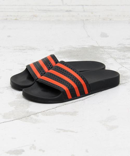 adidas（アディダス）の「【国内exclusive】＜adidas＞∵ADILETTE サンダル◆（サンダル・レディース・ブラック/ピンク・22.5cm/23.5cm/24.5cm/25.5cm）」の3枚目の写真