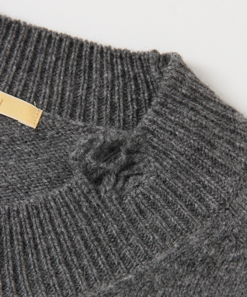 URBAN RESEARCH（アーバンリサーチ）の「COSEI broken knit（ニット/セーター・メンズ・グレー/ブラック/ブラウン・2/3）」の11枚目の写真