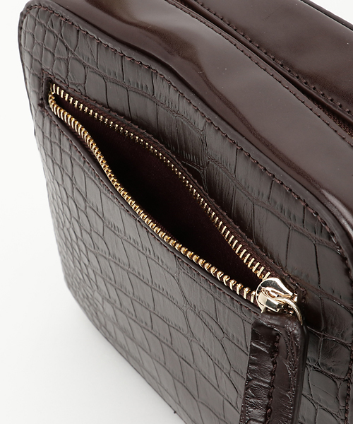 laboratory work（ラボラトリーワーク）の「チャーム付きクロコ型押し BOXショルダーバッグ（ショルダーバッグ・レディース・ブラウン/ベージュ・MEDIUM）」の7枚目の写真
