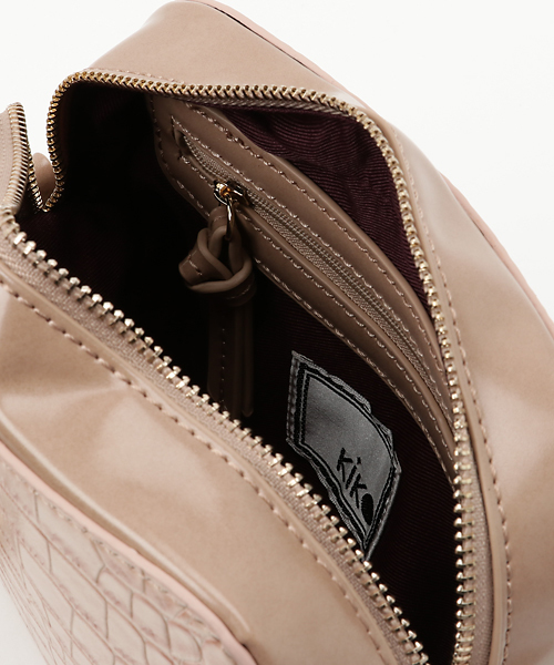 laboratory work（ラボラトリーワーク）の「チャーム付きクロコ型押し BOXショルダーバッグ（ショルダーバッグ・レディース・ブラウン/ベージュ・MEDIUM）」の9枚目の写真