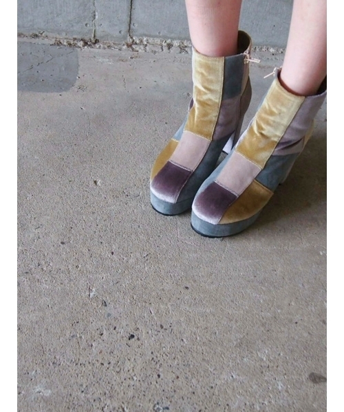 merry jenny（メリージェニー）の「パッチワークショートブーツ（その他シューズ・レディース・イエロー/ブラック/ピンク・LARGE/MEDIUM）」の12枚目の写真