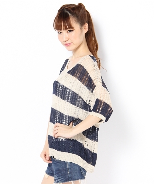 SLY LANG（スライラング）の「ボーダー透かしKnit PO（ニット/セーター・レディース・ベージュ/ネイビー・FREE）」の3枚目の写真