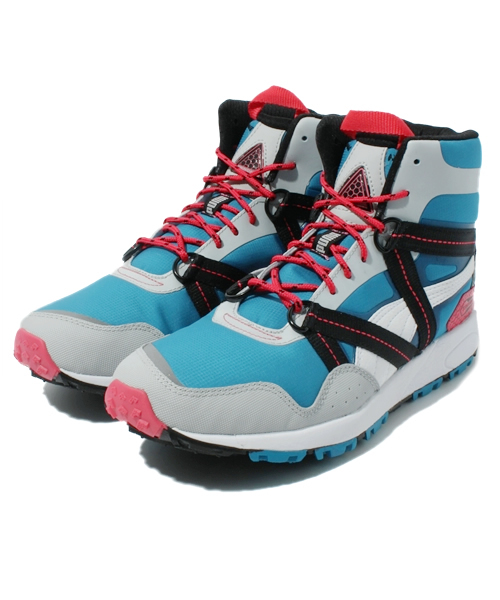 PUMA(プーマ)の「トライノミック トレイル ミッド (UNISEX) - puma archive(スニーカー・メンズ・ダークグレー/ブルー系その他・22.5cm/23cm/23.5cm/24cm/24.5cm/25cm/25.5cm/26cm/26.5cm/27cm/27.5cm/28cm/28.5cm/29cm/30cm)」の2枚目の写真