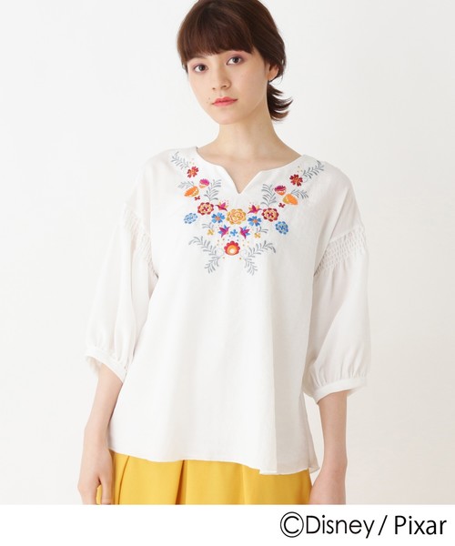 grove(グローブ)の「◆フラワー刺繍ブラウス(リメンバー・ミー)(シャツ/ブラウス・レディース・ネイビー/オフホワイト・02/03)」の3枚目の写真