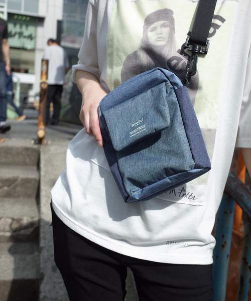 anello（アネロ）の「【anello】スクエアショルダーポーチ（ショルダーバッグ・メンズ・グレー/ピンク/ブルー/グリーン/その他/ブラック・FREE）」の6枚目の写真