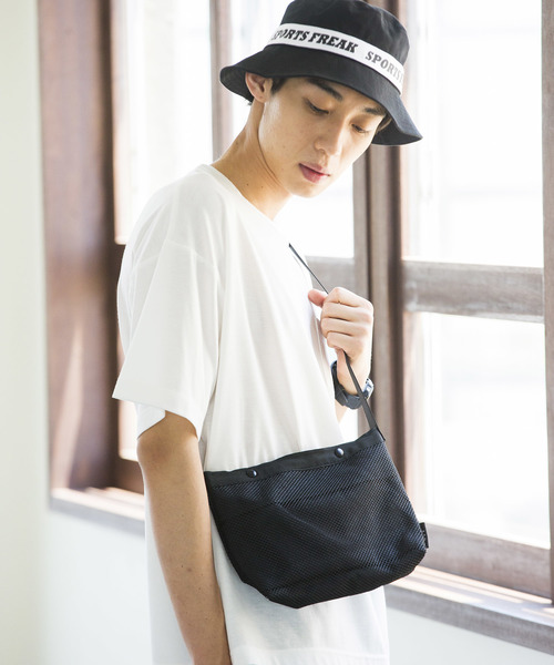 WEGO（ウィゴー）の「WEGO/巾着メッシュサコッシュ（ショルダーバッグ・レディース・ブラック/その他1・FREE）」の10枚目の写真