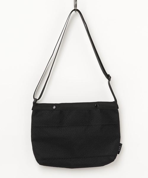 WEGO（ウィゴー）の「WEGO/巾着メッシュサコッシュ（ショルダーバッグ・レディース・ブラック/その他1・FREE）」の8枚目の写真