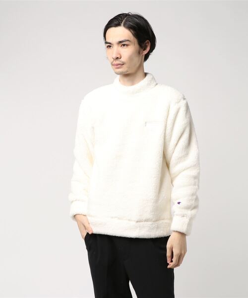 Champion(チャンピオン)の「【Champion/チャンピオン】メンズ ベーシック クルーネックフリースシャツ(Tシャツ/カットソー・メンズ・ネイビー/キャメル/グレー/オフホワイト/ブラック/ブルー系その他・LARGE/MEDIUM)」の2枚目の写真