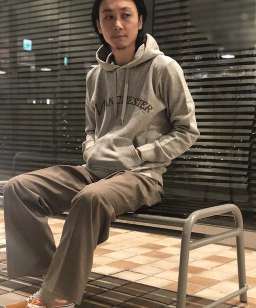 Champion（チャンピオン）の「【Champion】別注 ロゴプリントパーカー（パーカー・メンズ・ライトグレー/ブラック/グレー/オレンジ/ブラック系その他/オレンジ系その他・LL/M/L）」の22枚目の写真