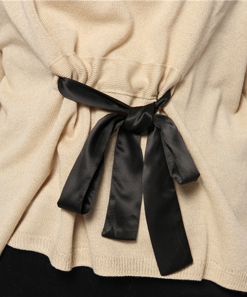 CIAOPANIC TYPY（チャオパニックティピー）の「ウエストリボンニットプルオーバー（ニット/セーター・レディース・ベージュ/イエロー/ネイビー/ブルー・FREE）」の7枚目の写真