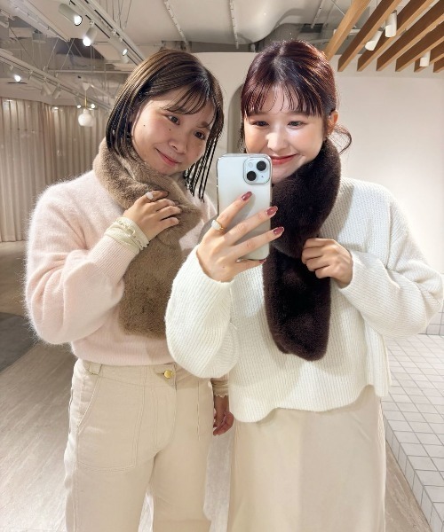 flower（フラワー）の「スウィーティーファーマフラー（マフラー・レディース・ベージュ/ブラウン・FREE）」の11枚目の写真