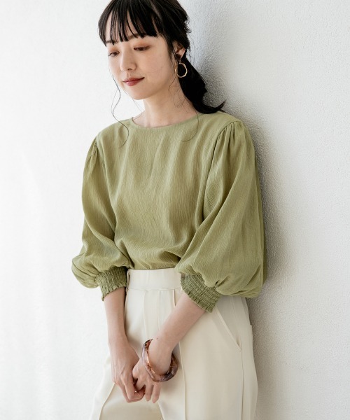 LOWRYS FARM（ローリーズファーム）の「シアープリーツブラウス６Ｓ　887462（シャツ/ブラウス・レディース・グリーン/ブラック/ピンク/オフホワイト・FREE）」の4枚目の写真