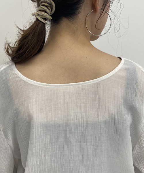 LOWRYS FARM（ローリーズファーム）の「シアープリーツブラウス６Ｓ　887462（シャツ/ブラウス・レディース・グリーン/ブラック/ピンク/オフホワイト・FREE）」の8枚目の写真