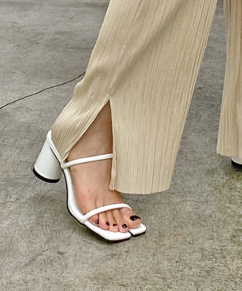 chuclla（チュクラ）の「【chuclla】Tabi-taste strap sandal sb-6 chs61（サンダル・レディース・ホワイト/ブラック・40/38/39/36/37）」の6枚目の写真