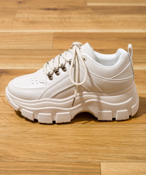 SpRay（スプレイ）の「【WEB限定】厚底スニーカー（スニーカー・レディース・ホワイト/ブラック/ベージュ・SMALL/MEDIUM/LARGE/X-LARGE）」の16枚目の写真