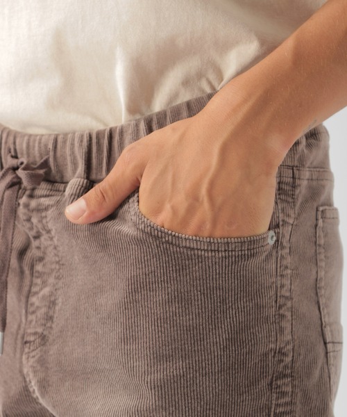 BAYFLOW（ベイフロー）の「TCコーデュロイリブパンツ（その他パンツ・メンズ・チャコールグレー/ダークブラウン/ベージュ/オリーブ/オレンジ・SMALL/MEDIUM/LARGE）」の16枚目の写真