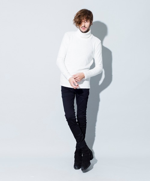NO ID.（ノーアイディ）の「【NO ID.】Vicuere Lamb Pile Turtleneck Pullover / ビキューレ ラム パイル タートルネック プルオーバー（ニット/セーター・メンズ・ライトグレー/ブラック/ネイビー/アイボリー/ダークグレー/ワイン・1/2）」の16枚目の写真