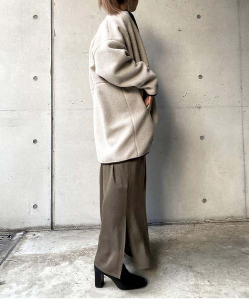 DouDou（ドゥドゥ）の「ボアハーフコート（その他アウター・レディース・グレイッシュベージュ/オフホワイト・FREE）」の4枚目の写真