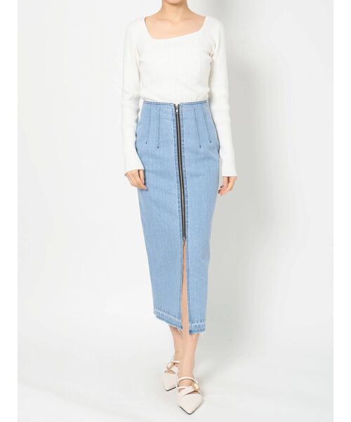 MURUA（ムルーア）の「フロントZIPタイトデニムスカート（デニムスカート・レディース・ブルー・1/2）」の5枚目の写真