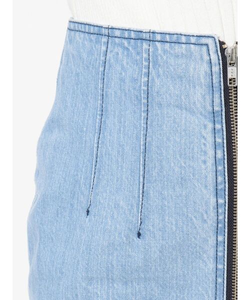 MURUA（ムルーア）の「フロントZIPタイトデニムスカート（デニムスカート・レディース・ブルー・1/2）」の9枚目の写真