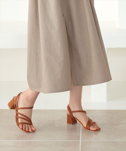 DONOBAN(ドノバン)の「美ラインストラップ サンダル(サンダル・レディース・ブラック/ピンク/グリーン系その他/キャメル・22.5cm/23.5cm/23.0cm/24.0cm)」の17枚目の写真