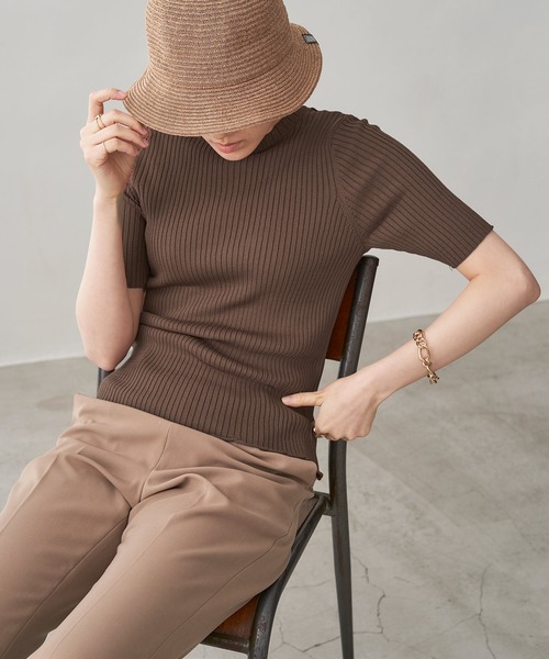Chaco closet（チャコ クローゼット）の「5分袖サマーリブニット（ニット/セーター・レディース・ブラック/ベージュ/ブラウン/オフホワイト/ピンク/オレンジ/マスタード/モカ/グリーン系その他/ブルーグリーン・FREE）」の4枚目の写真