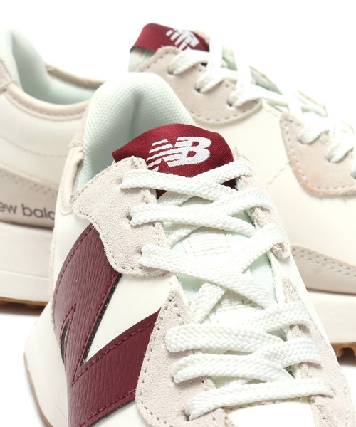 NEW BALANCE(ニューバランス)の「New Balance WS327K(スニーカー・レディース・ベージュ系/ホワイト・22.5cm/23.0cm/23.5cm/24.0cm/24.5cm/25.0cm)」の9枚目の写真