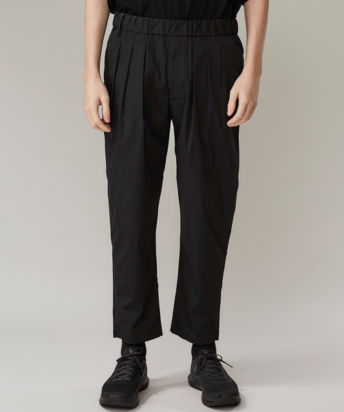 WHITE MOUNTAINEERING（ホワイトマウンテニアリング）の「【White Mountaineering】SOLOTEX 3 TUCKED EASY TAPERED PANTS（スラックス・メンズ・ブラック・0/1）」の5枚目の写真