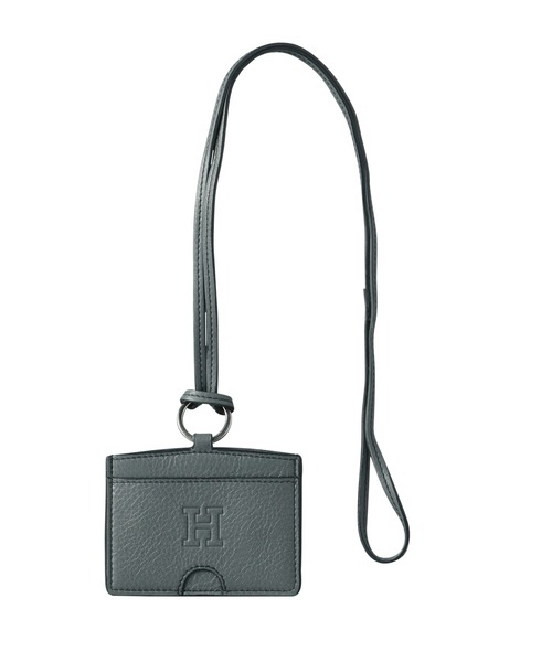 HIROFU(ヒロフ)の「【アクセサリー】パスケース (ストラップ付き) レザー 本革(商品番号:P25-50013)(その他・レディース・オレンジ/グレー系その他/グリーン系その他3/オレンジ系その他4/グレー系6/ベージュ系/ネイビー系6/シルバー系/ホワイト/オレンジ系その他5/ベージュ系その他4/ライトイエロー系1/ブルー系6/ブルー系5/ブラウン系その他5/イエロー系2/グリーン系その他6/グリーン系その他5/キャメル/サックスブルー系8/モスグリーン系2/レッド系1/ネイビー系5/ピンク系7/ライトイエロー系5/ダークグリーン系2/ライトグリーン系/オレンジ系その他2/ライトイエロー系6/サックスブルー系2/ブラウン系8/グリーン系5/ダークグリーン系3/オレンジ系1/コバルトブルー/モスグリーン系3/サックスブルー/ライトグリーン系1/ネイビー系7/ブルー系その他/ライトパープル/ライトグリーン系3/シルバー系7/スモーキーグリーン系6/オリーブ系3/グレー系4/オレンジ系4/パープル系1/グリーン系その他/ネイビー・00)」の4枚目の写真